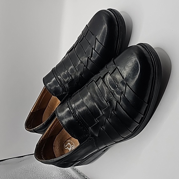 gravity defyer Other - Gravity defer  Olaf black woven mens shoes size 10.5M
